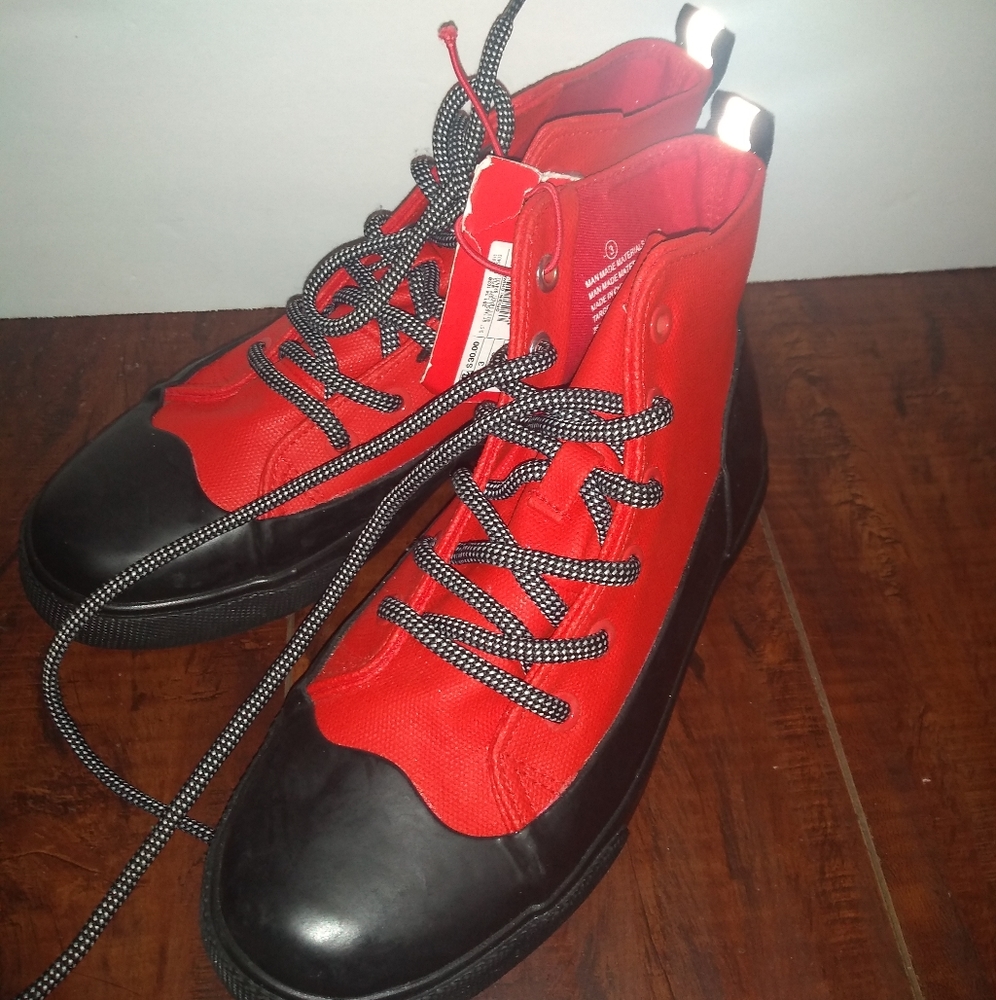 Hunter boys shoes size 3